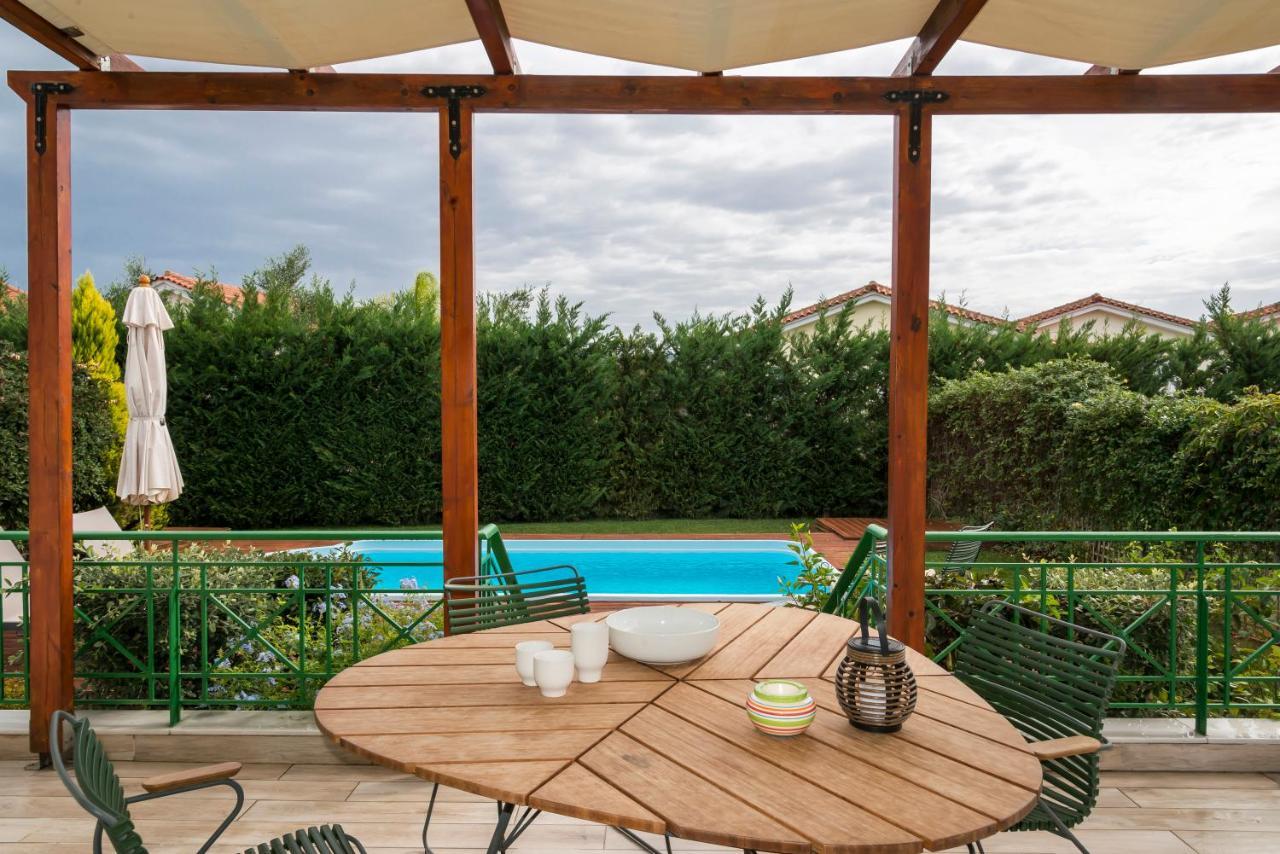 Venus Villa With Private Pool, 2Min To The Beach Finikounta Buitenkant foto